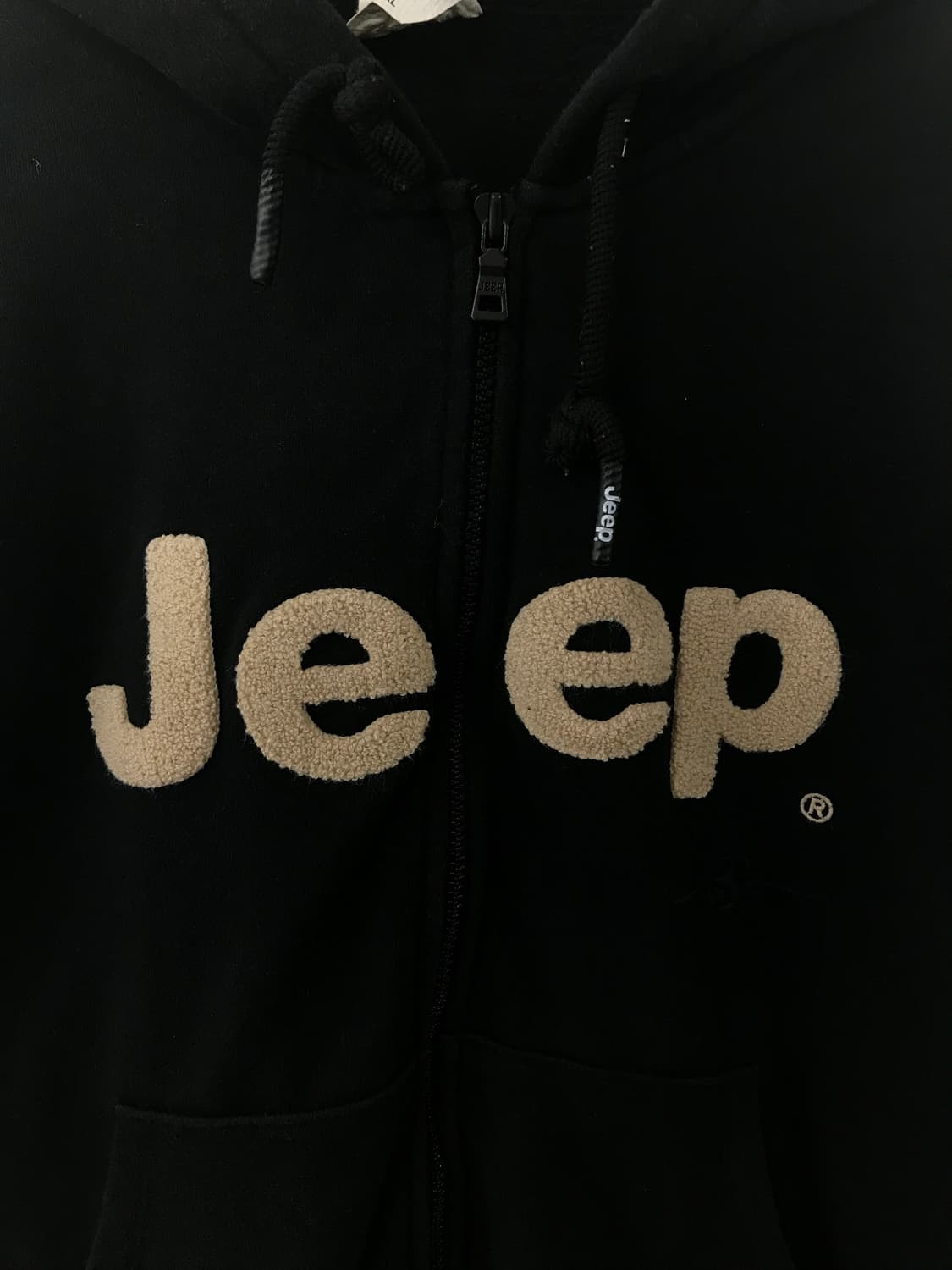 지프 자수로고 블랙 후드집업 상품이미지4
