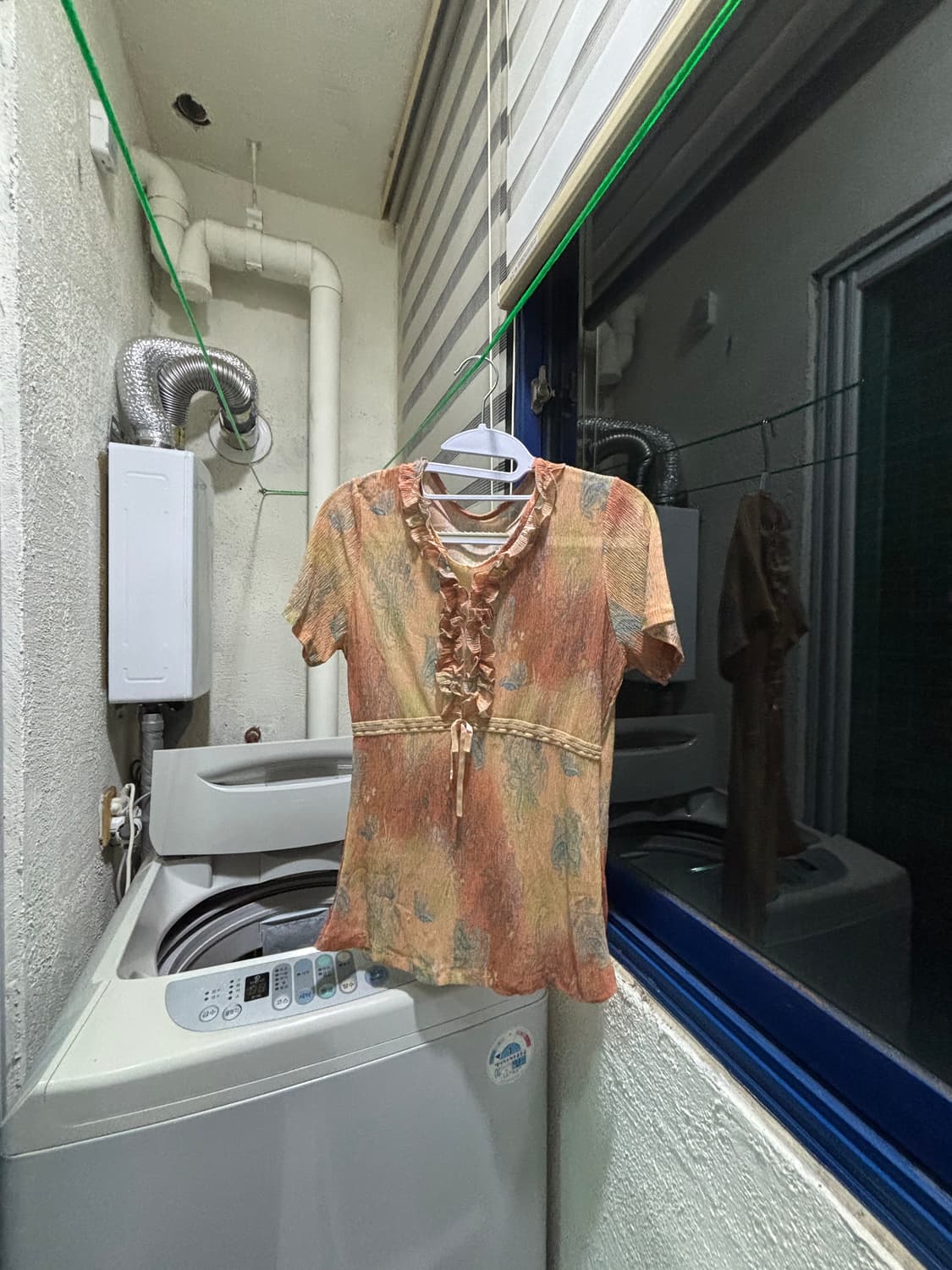 Brown oriental top 상품이미지1
