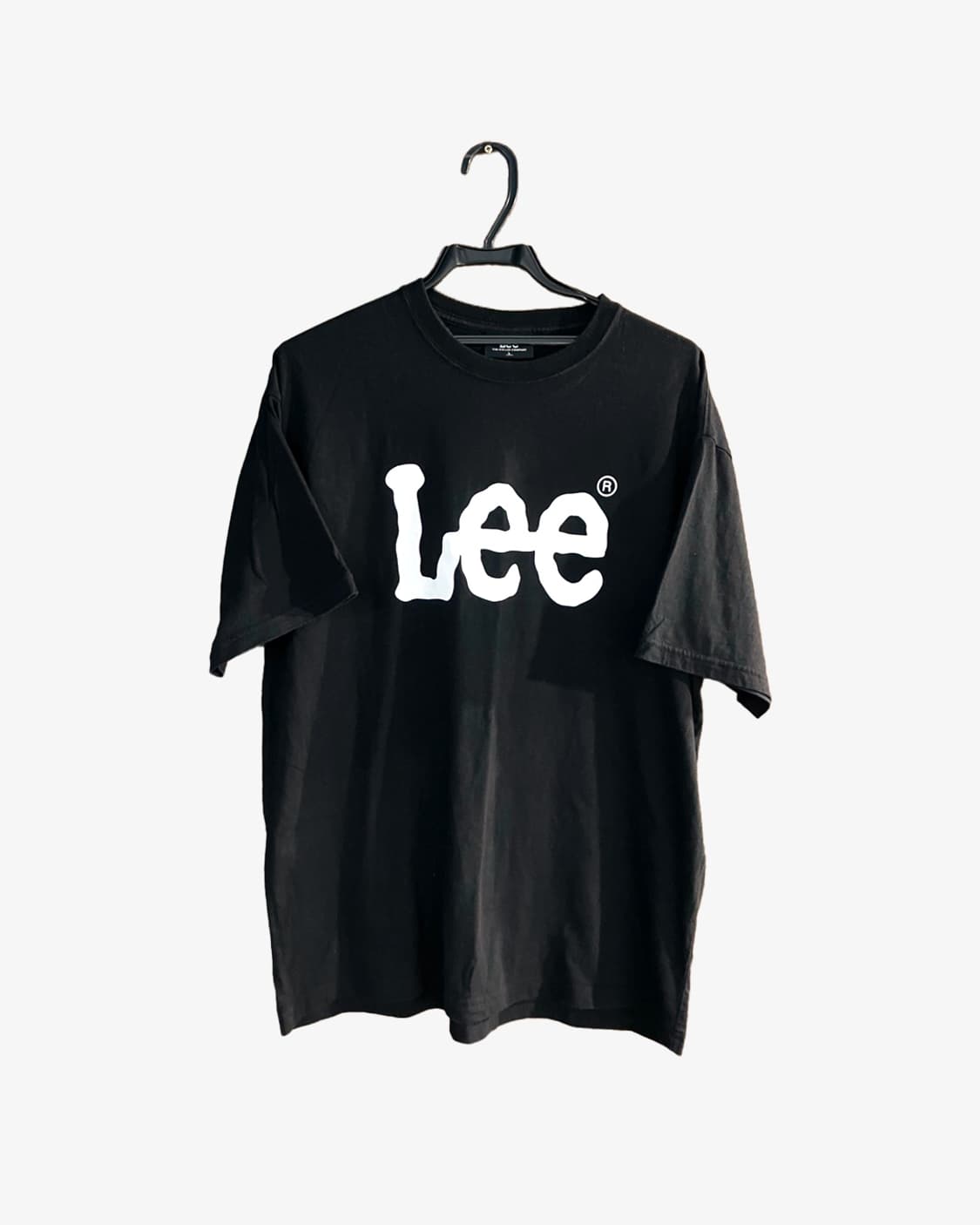 [L] 리 블랙 반팔티 상품이미지1