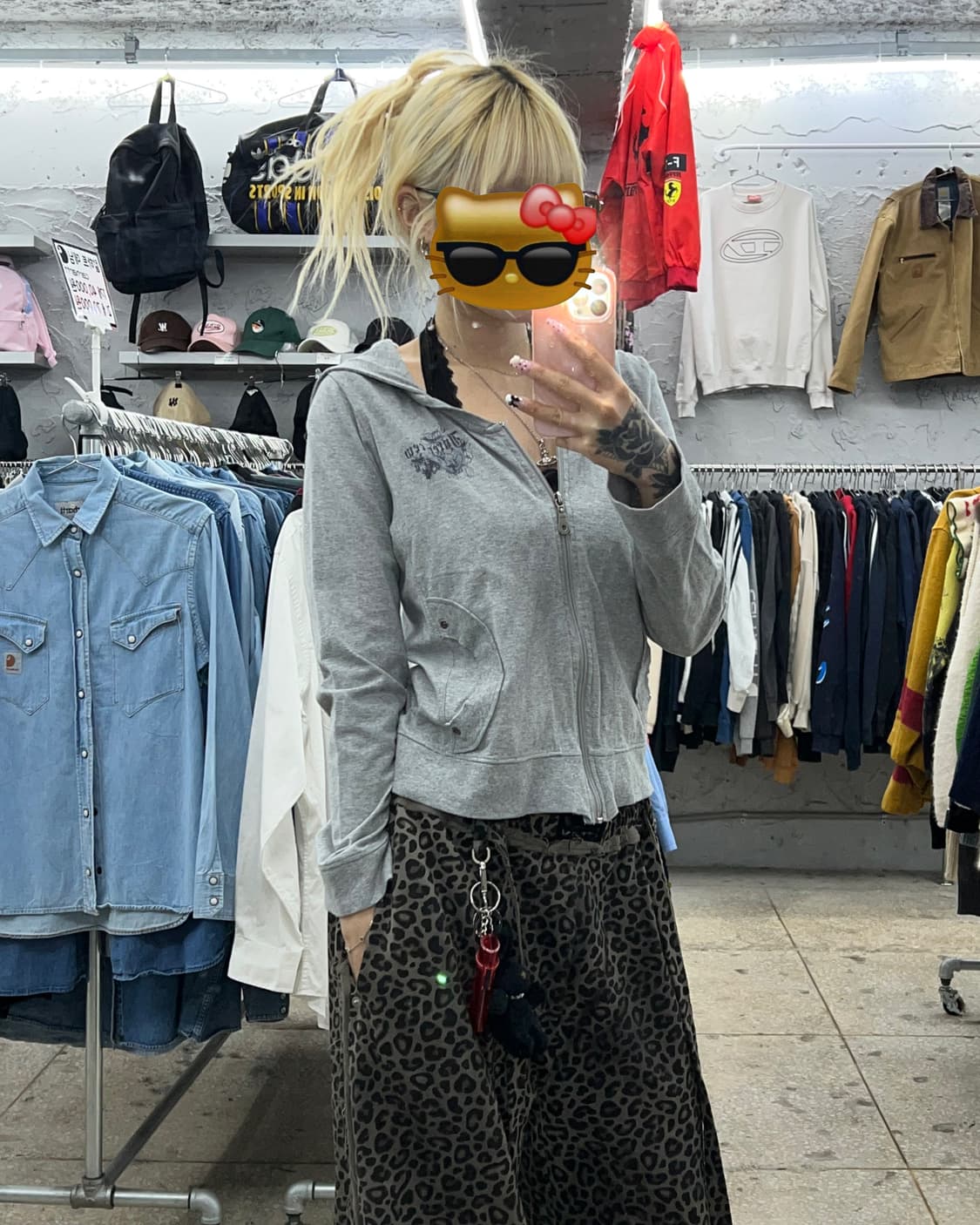 착샷O 인터크루 Y2K 그레이 후드집업 상품이미지4