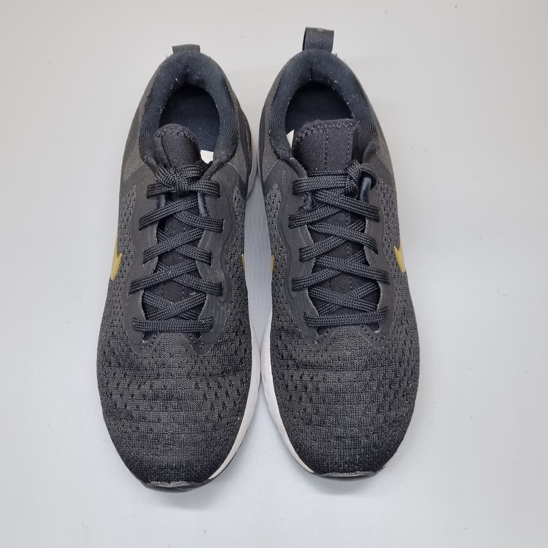 나이키 오디세이 리액트 여성운동화230  상품이미지2