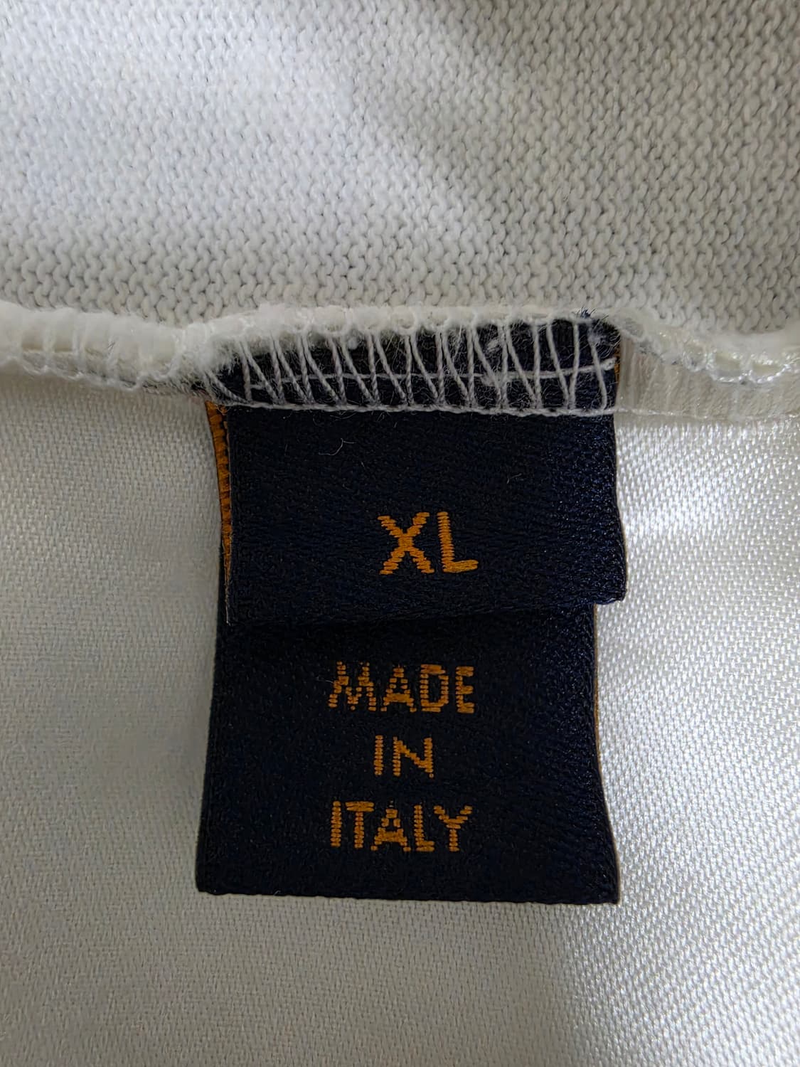 루이비통 화이트 로고 반팔 티셔츠 XL 100-105사이즈 상품이미지4