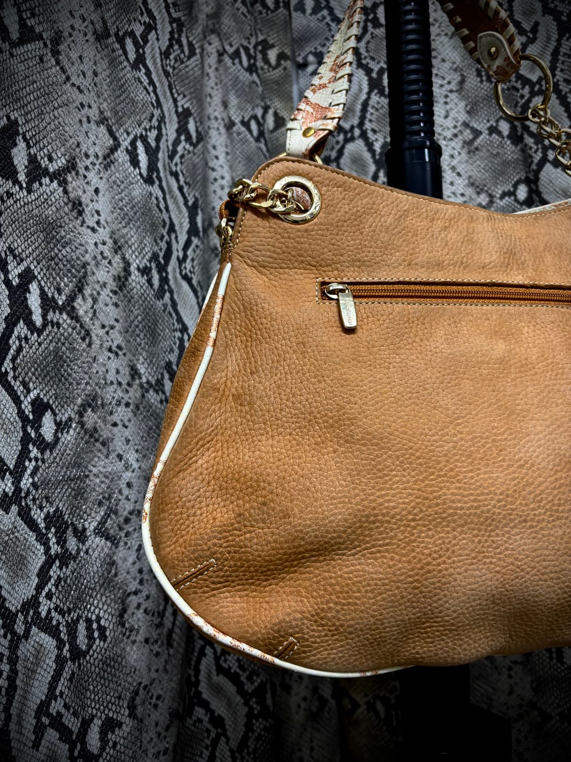 VINCIS BENCH Tribal ethnic Studded Leath 상품이미지8