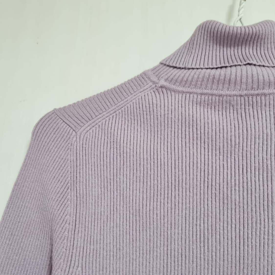 탑텐 소프트 립 터틀넥 골지 목폴라티 니트 상품이미지5