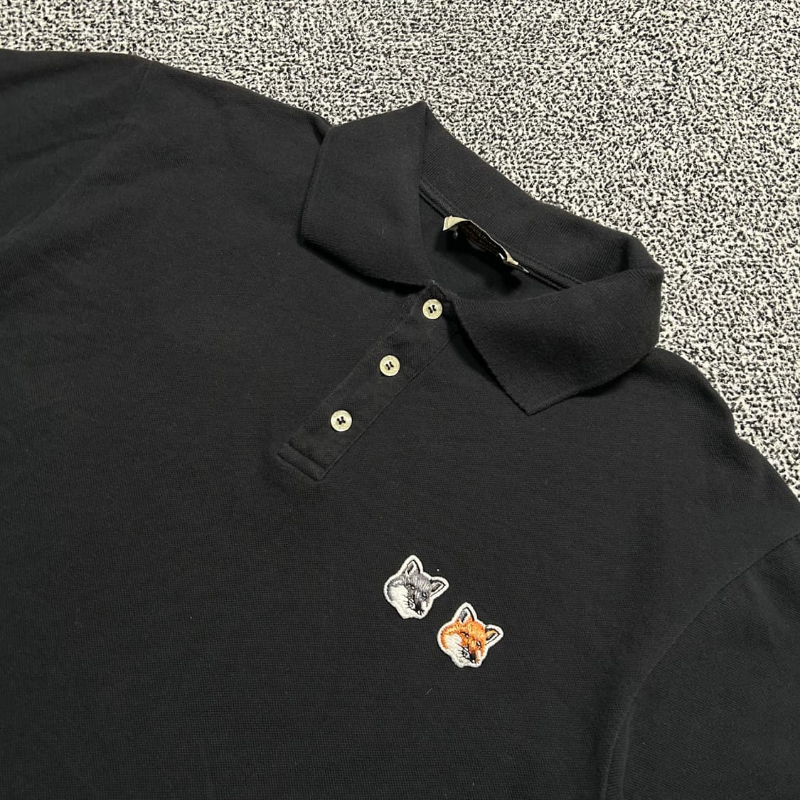 메종키츠네(Maison Kitsune) 더블 폭스 카라티 상품이미지2