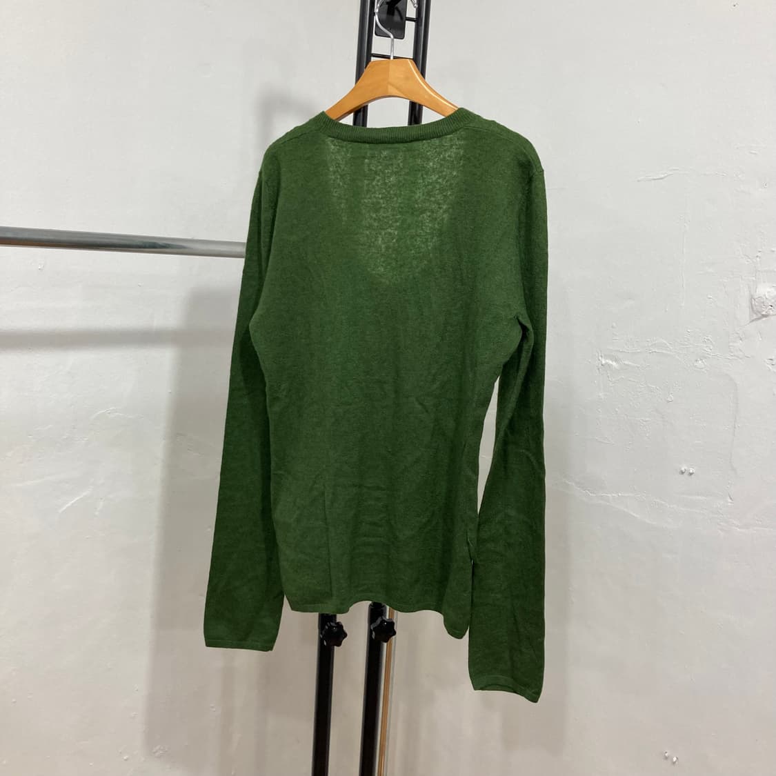 막스마라(Max Mara) 파인 울 딥 브이넥 그린 니트 상품이미지6