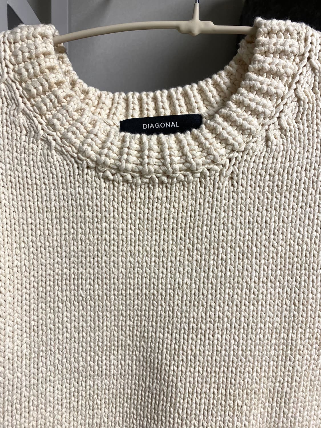 다이애그널 반팔니트 상품이미지3