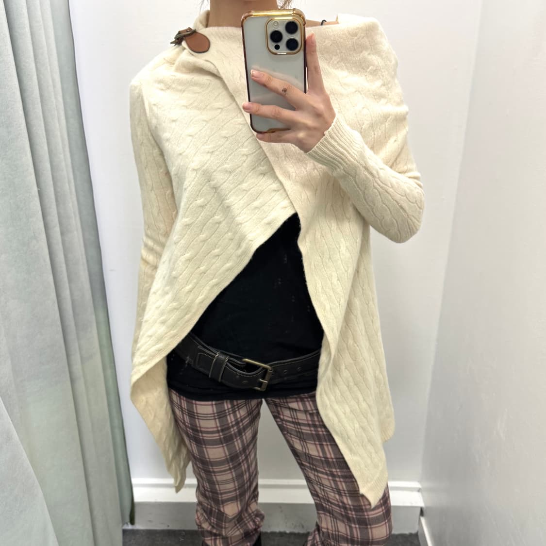 폴로 아이보리 꽈베기 케이프 가디건  상품이미지3