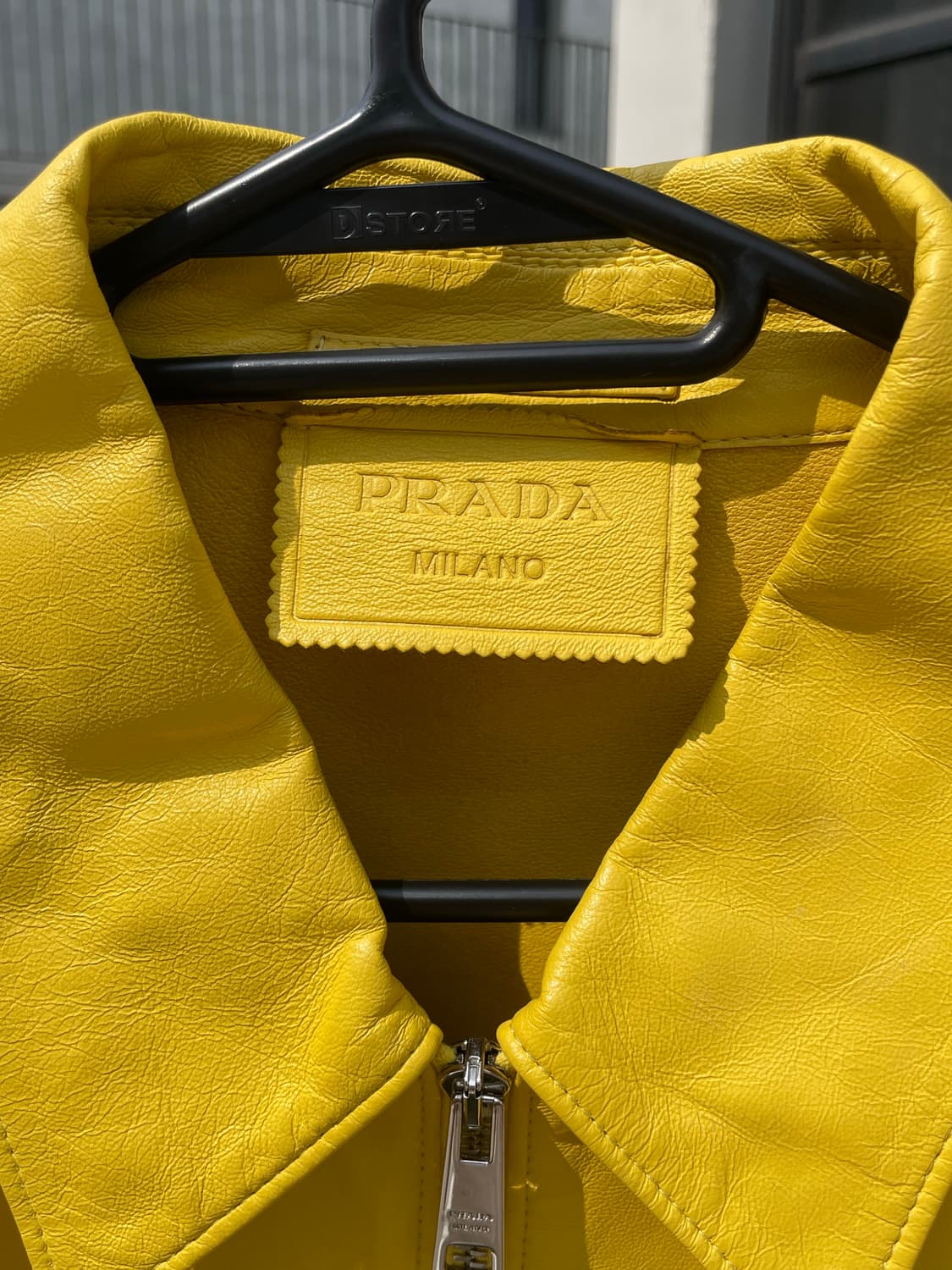 프라다 sunny yellow nappa leather jacket 상품이미지3