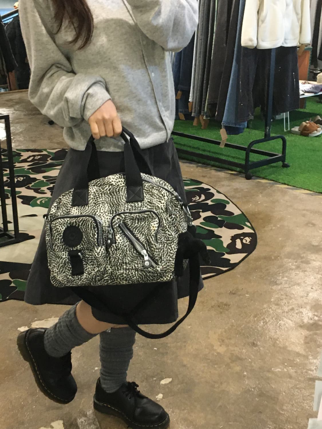 키플링 숄더&크로스백 레오파드 블랙 상품이미지4