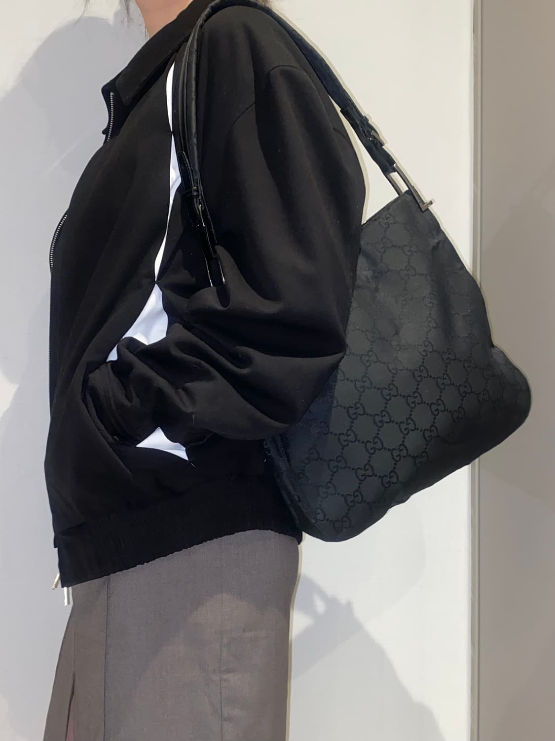 구찌 GG 나일론 숄더백 상품이미지1