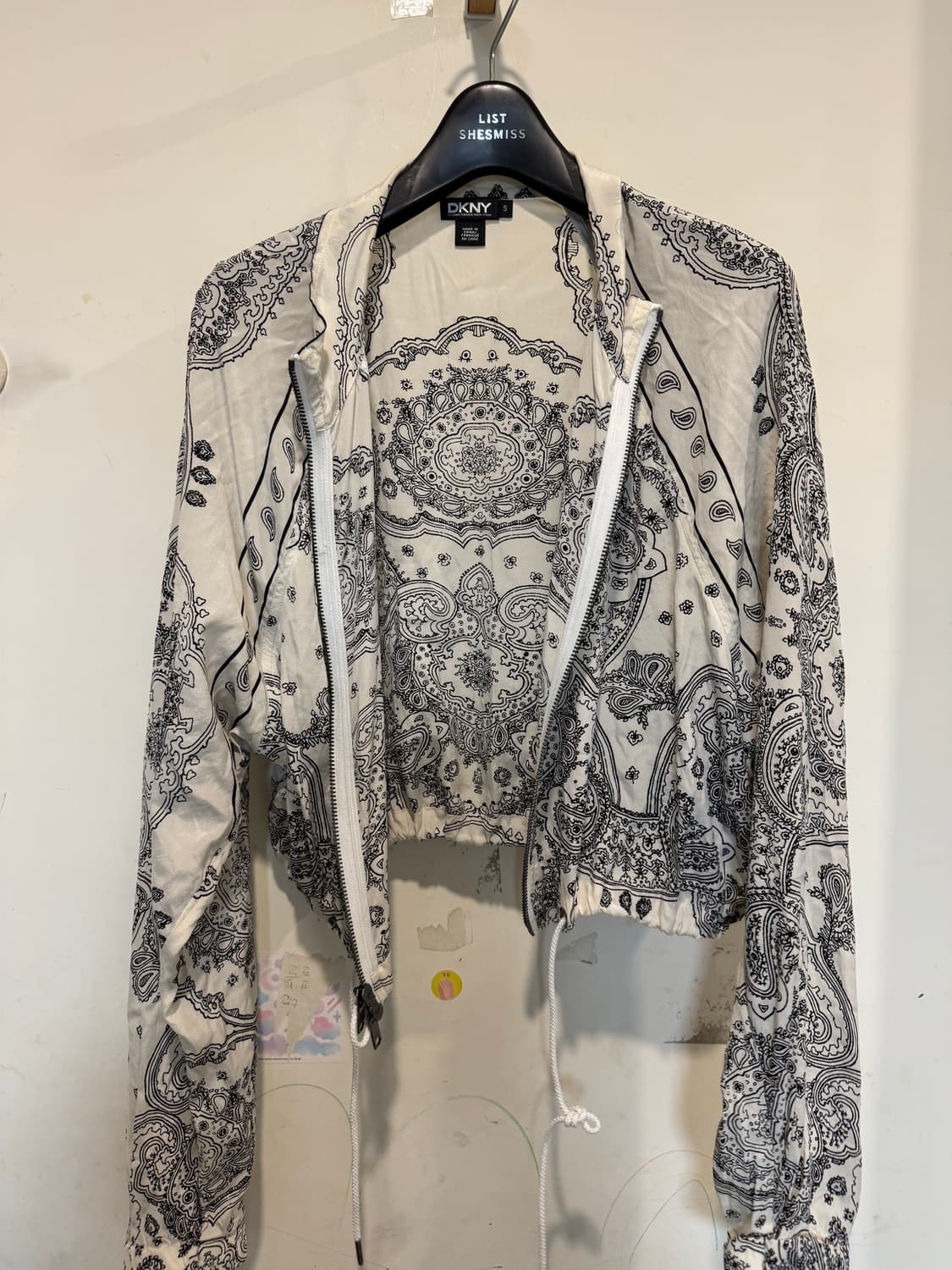 DKNY 반다나 크롭 실크 자켓 상품이미지2