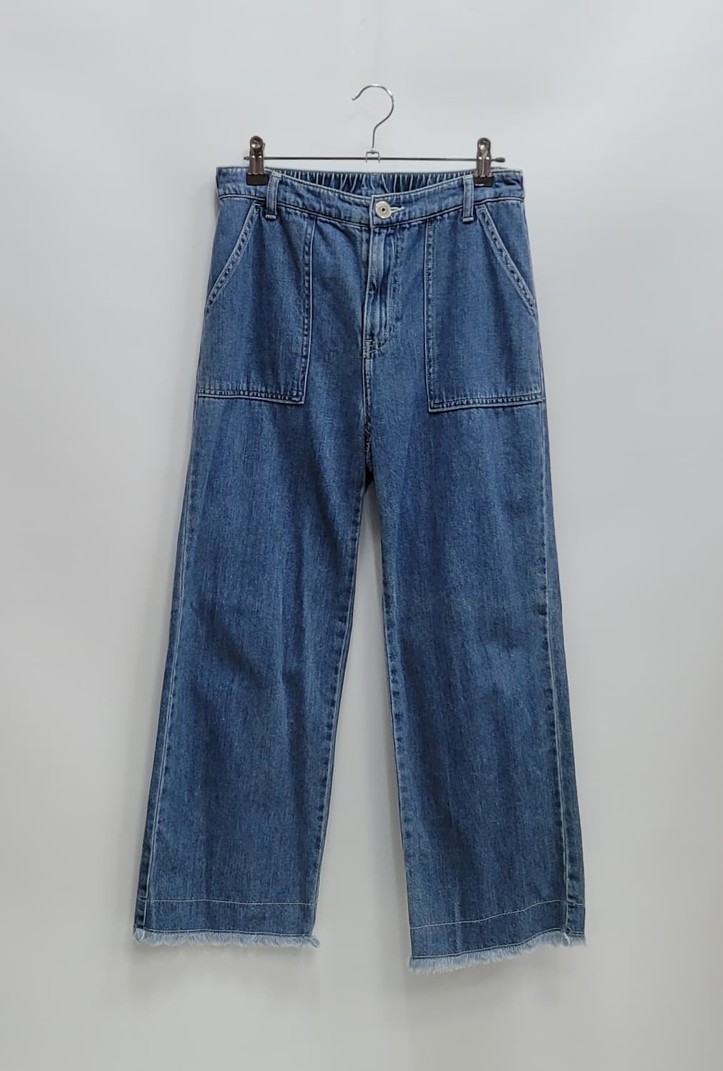 BENETTON 22SS 베네통 일자통 데님 팬츠 / 여 67-94 
 상품이미지1