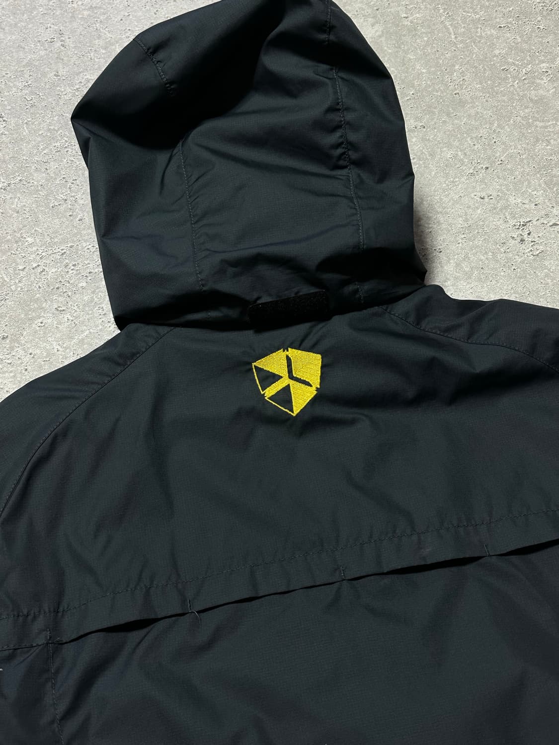 나이키 바르셀로나 스톰핏 차콜 바람막이 상품이미지5