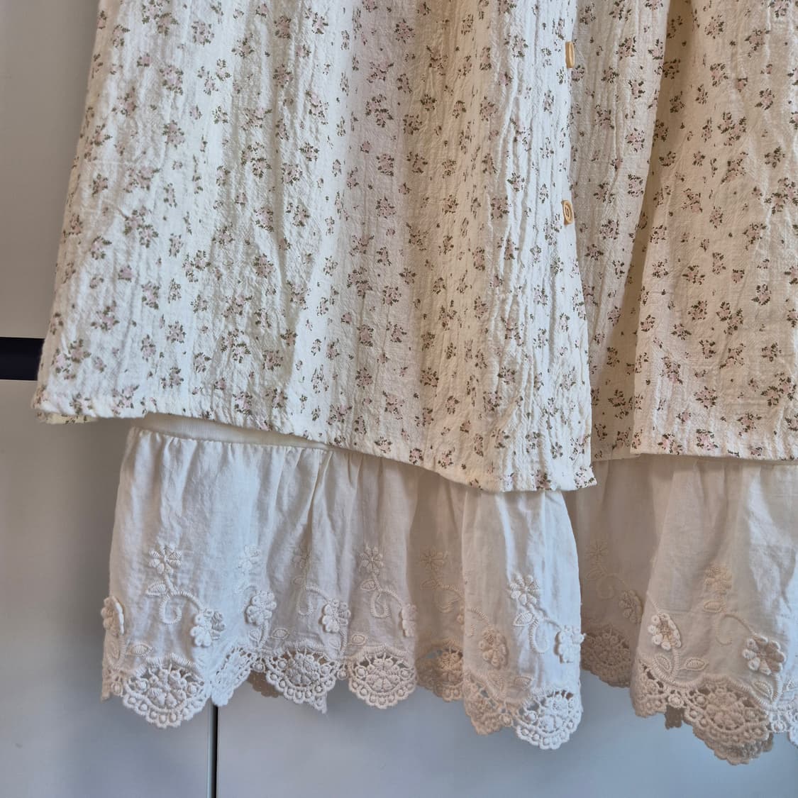 아이보리 잔꽃 레이어드 스커트 상품이미지3