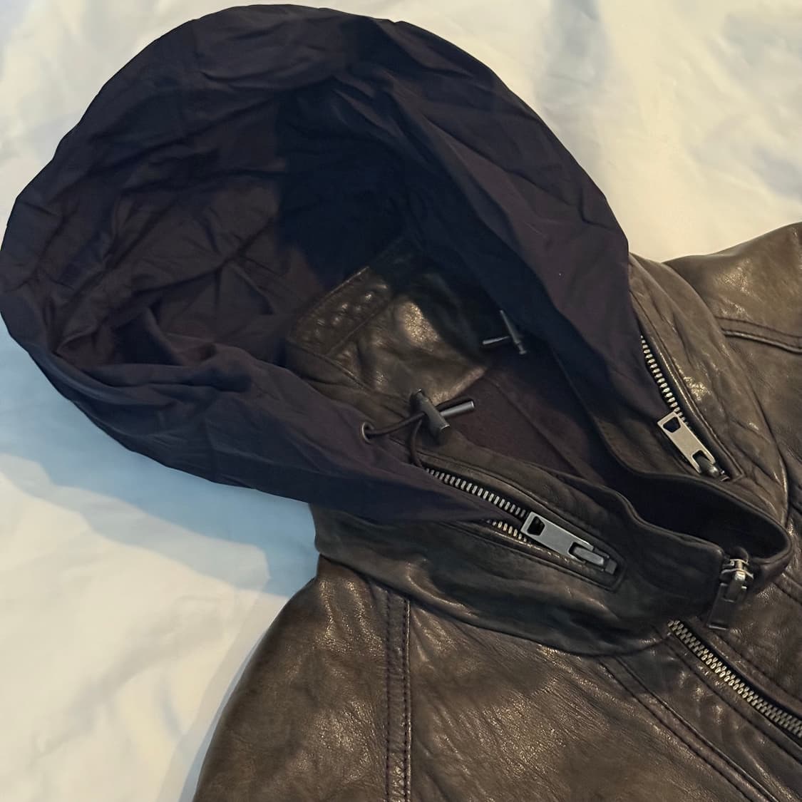 솔리드옴므 13 f/w 하이넥 히든 후드 레더 자켓 xl 판매합니다 상품이미지4