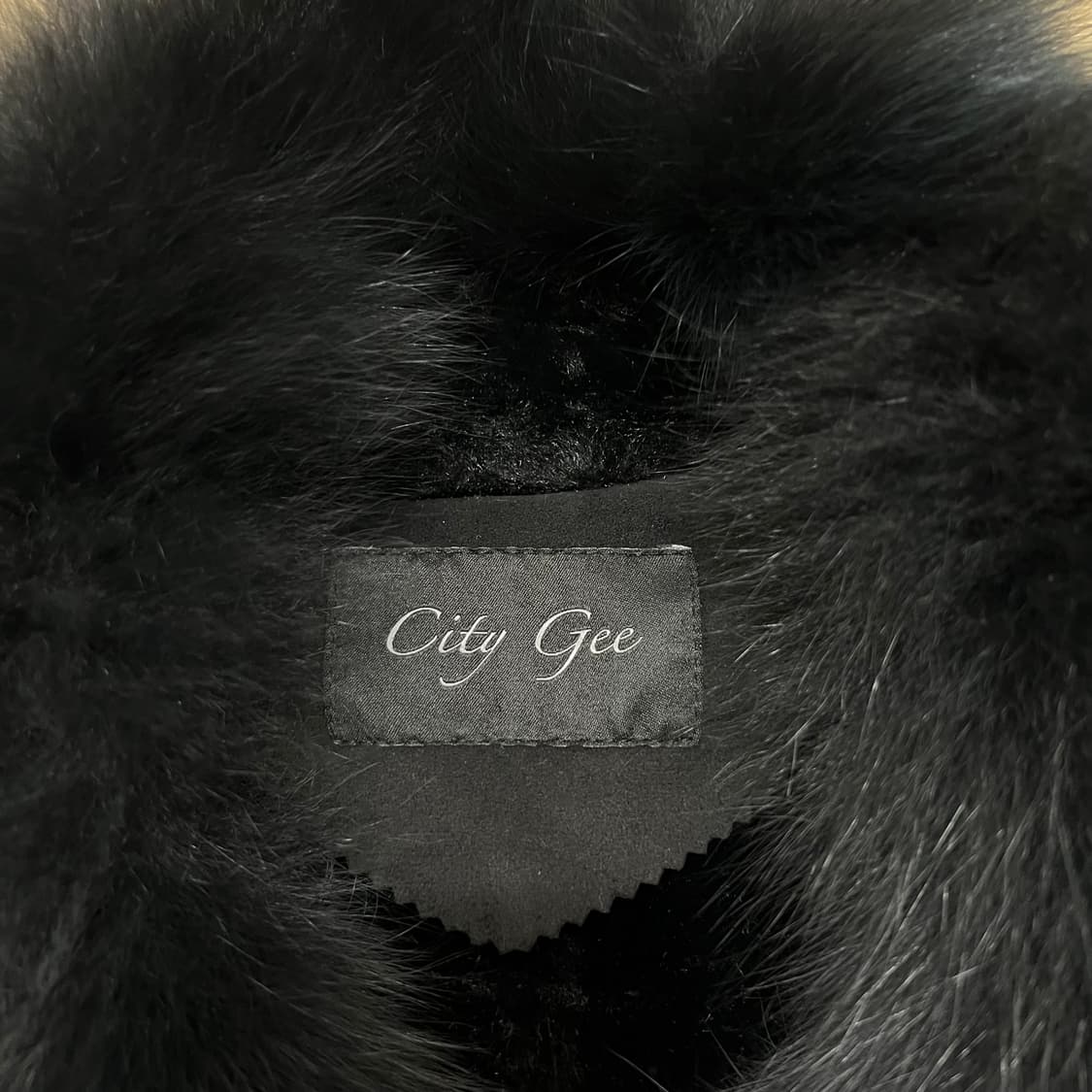 시티지 여성 스웨이드 가죽 폭스퍼 무스탕자켓 [블랙] 88-96-160 상품이미지4