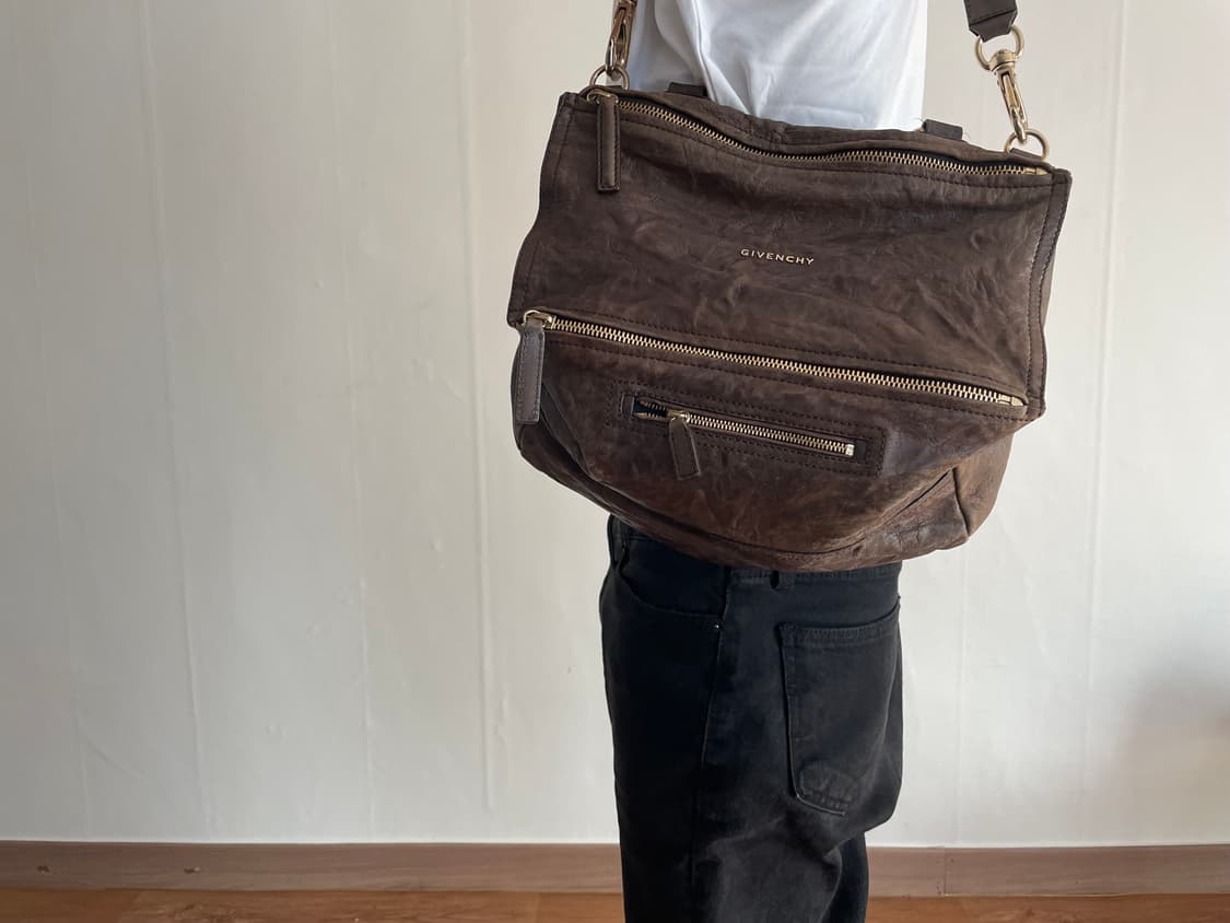 Givenchy Wrinkled Leather Pandora Bag 상품이미지2
