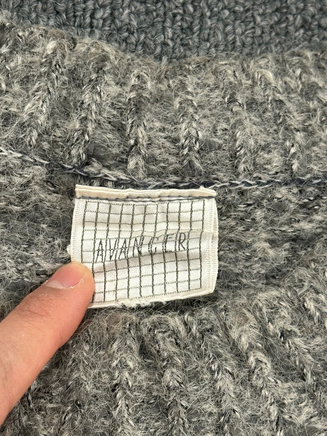 OS)빈티지 자수 디테일 혼방 니트 스웨터 상품이미지3