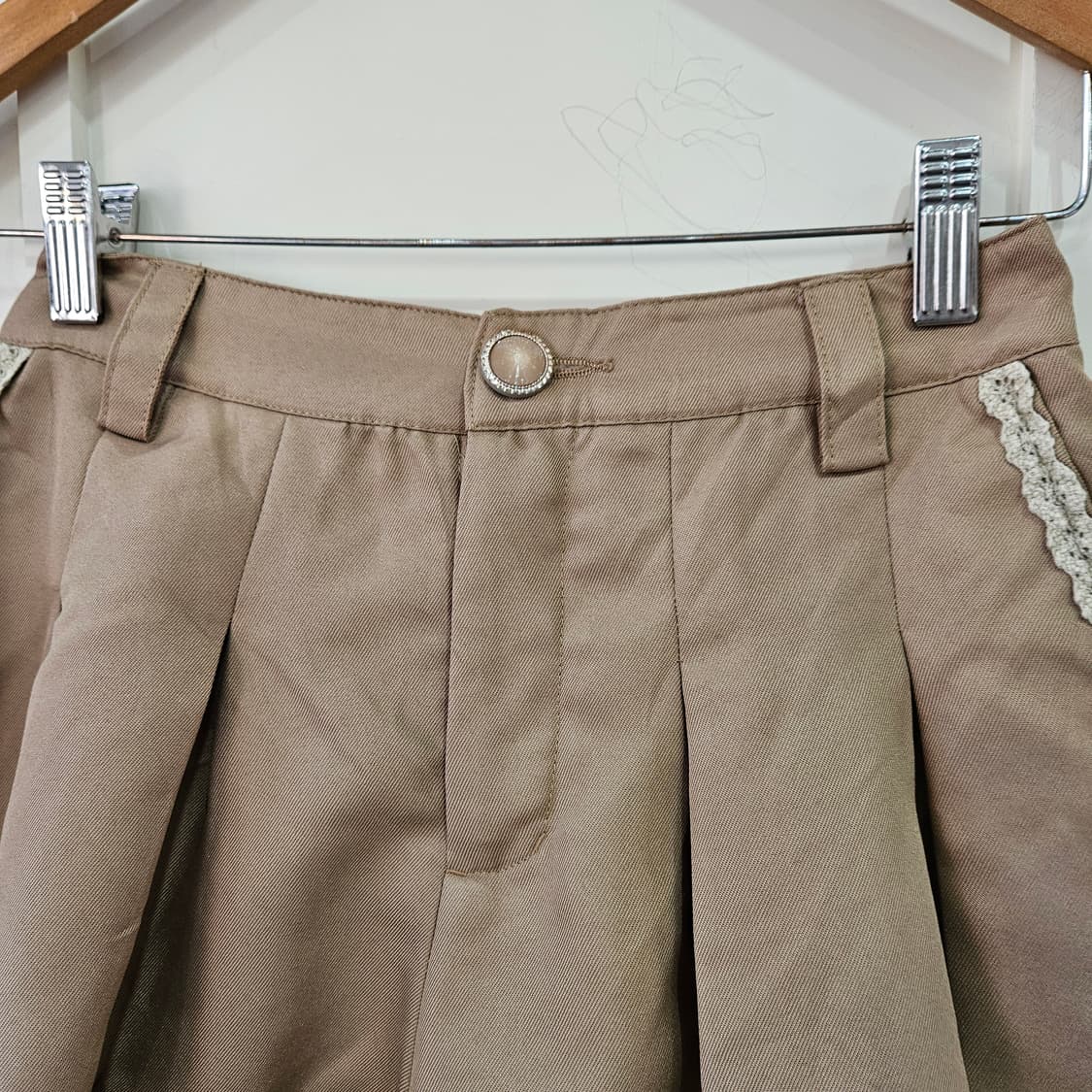 엑시즈팜(axes femme) 레이스 트리밍 스커트팬츠 상품이미지3