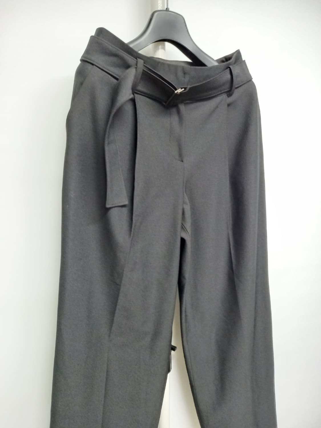 세컨플로어 춘추 하이웨스트 핀턱 일자통핏팬츠 55 상품이미지4