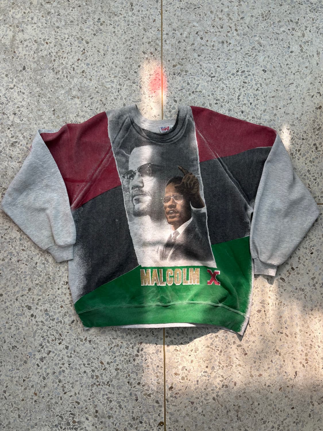 [RARE] 90s Malcolm X AOP Sweatshirt 상품이미지1