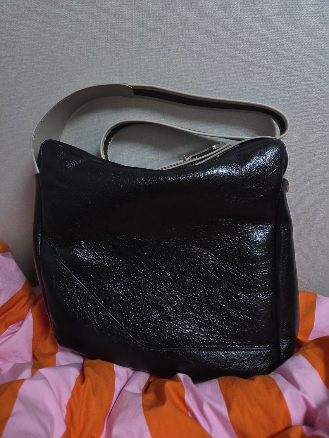 키코 코스타디노브 deltum 레더백 상품이미지2