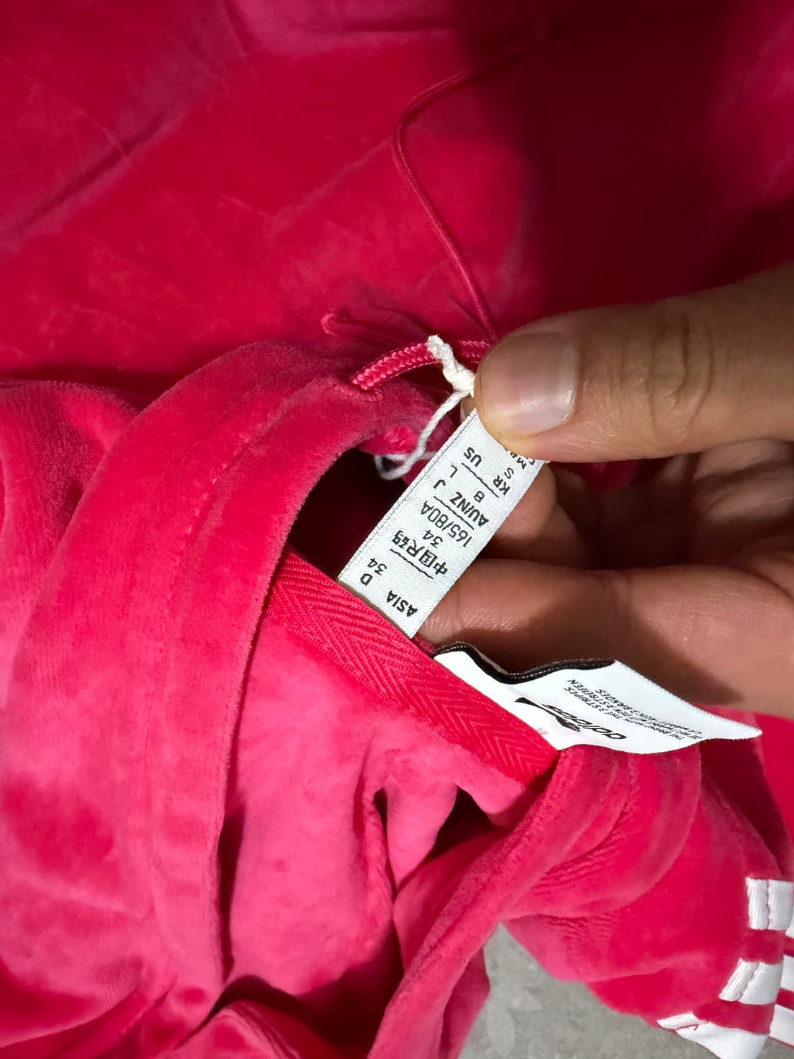 아디다스 벨루아 오버사이즈 크롭 스웻 후디 66size  상품이미지10