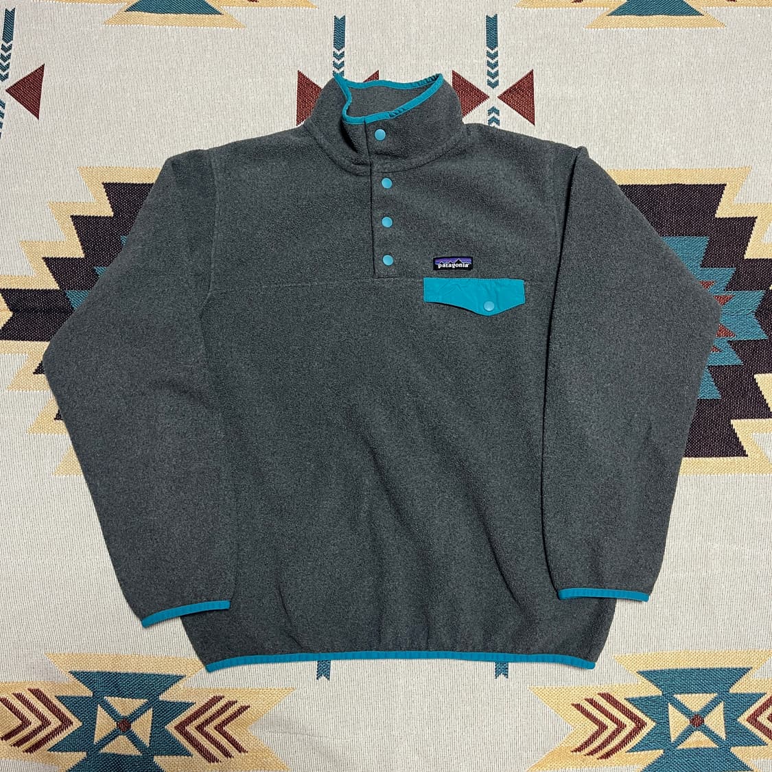 파타고니아 신칠라 스냅티 우먼 M 니켈그레이 상품이미지1