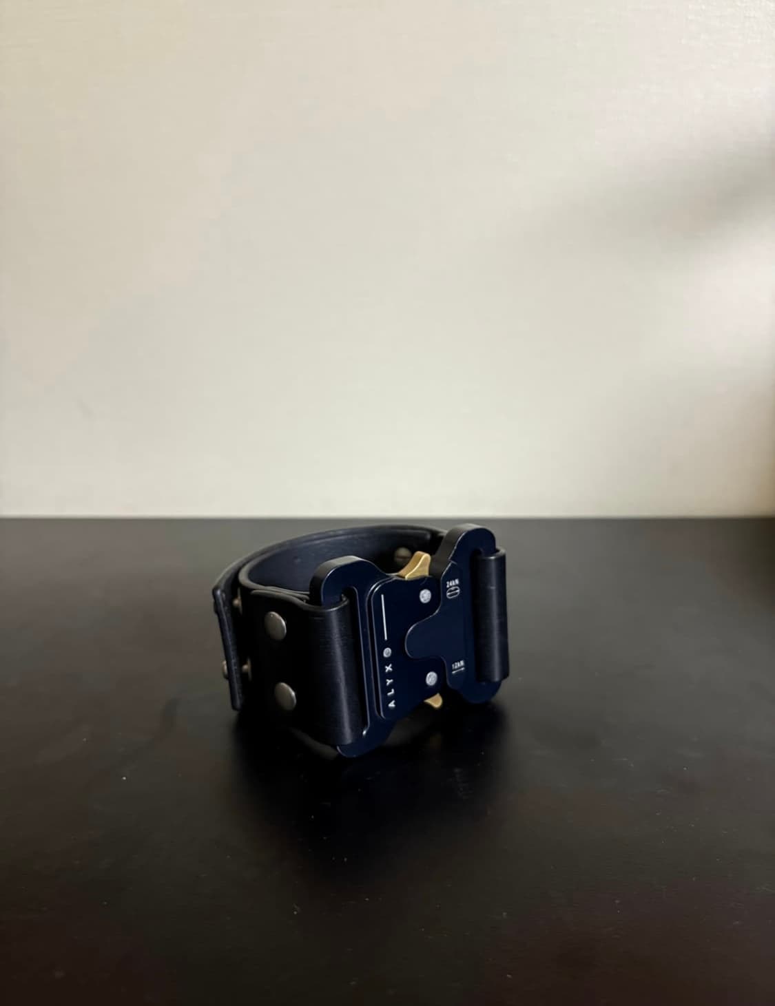 알릭스 레더 팔찌 상품이미지2