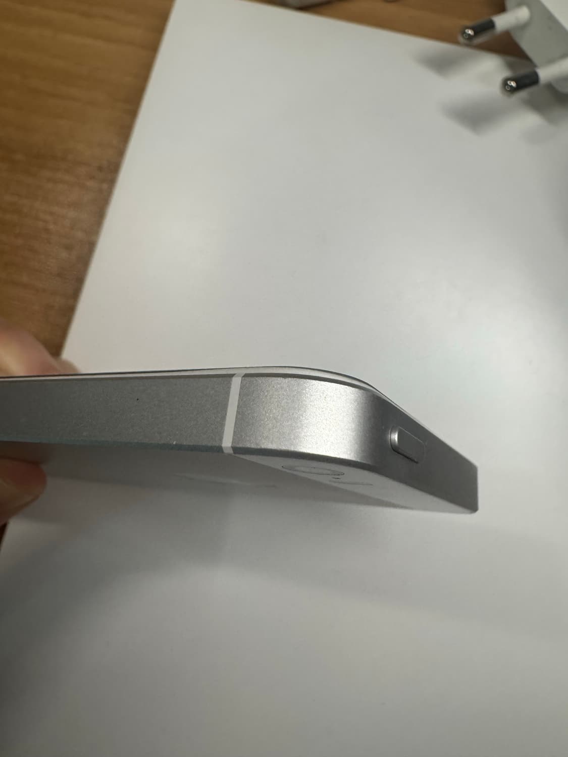 아이폰se1 실버 32gb 상품이미지4