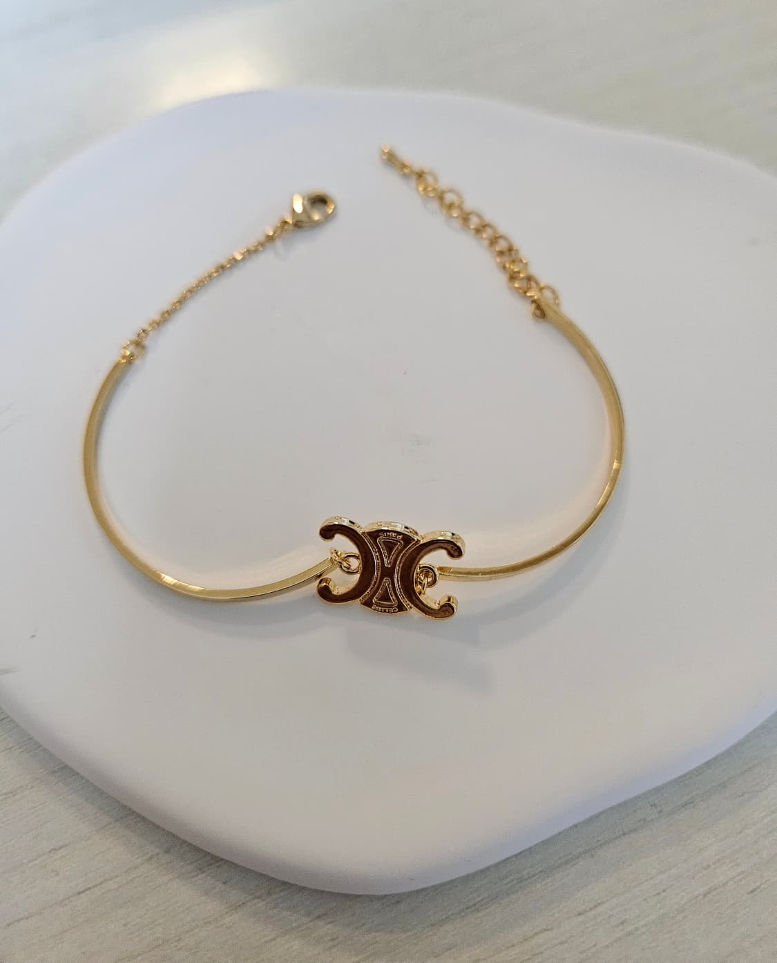 셀린느 업사이클링 뱅글형 팔찌 상품이미지2