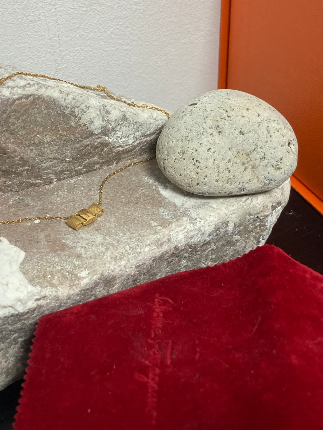 페라가모 바라 펜던트 네크리스 상품이미지2