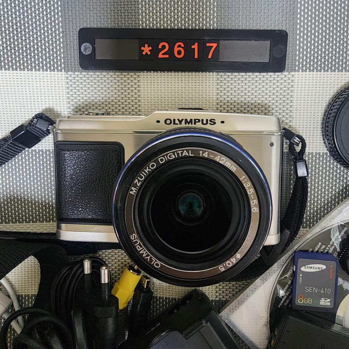 올림푸스 E-P1 디지털카메라 실버바디 가방세트 상품이미지2