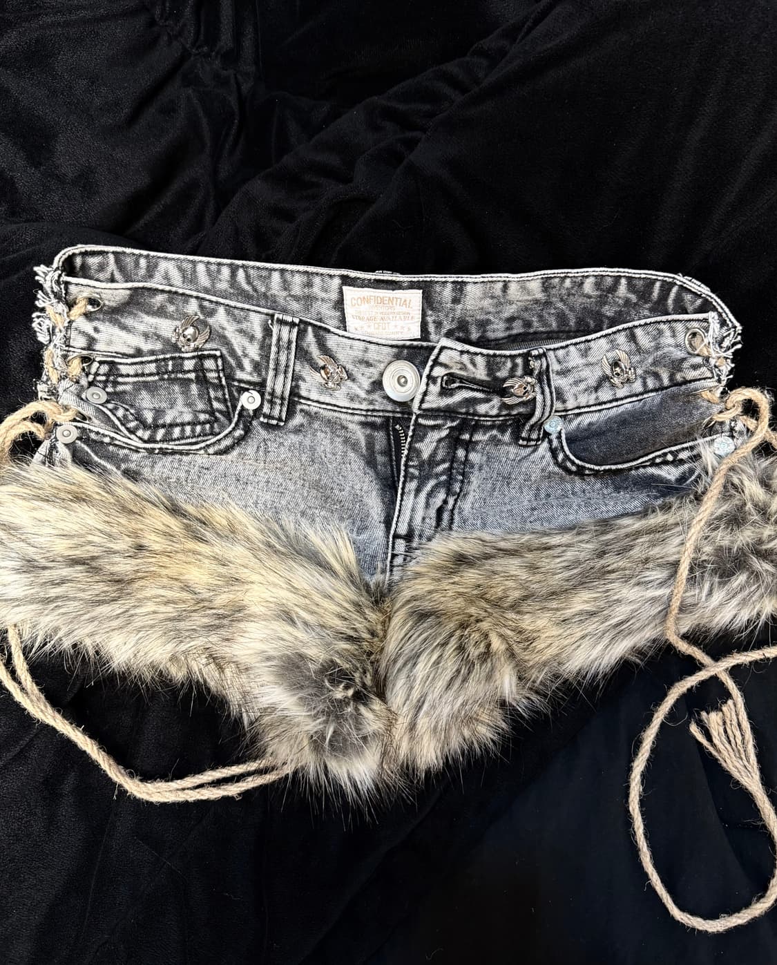 레이어룸 퍼숏팬츠 퍼팬츠 fur shortpants 상품이미지1