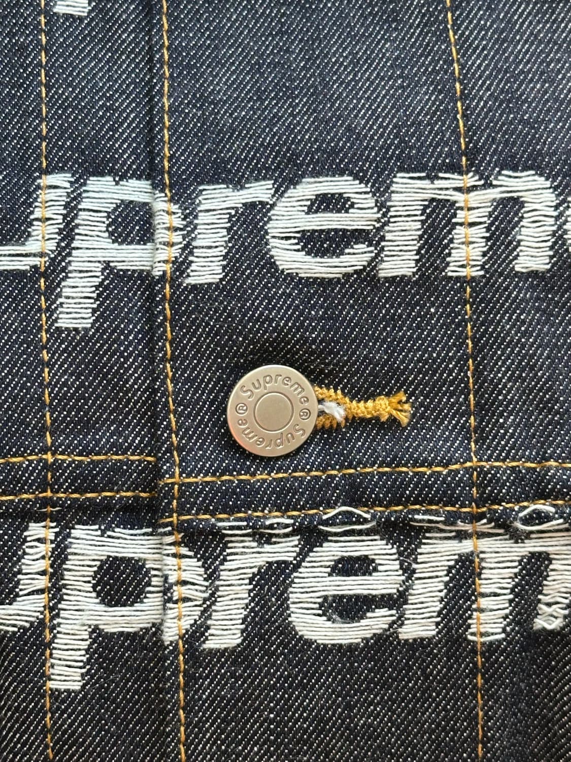 슈프림 자카드 로고 데님 셋업  (자켓/팬츠) 상품이미지4