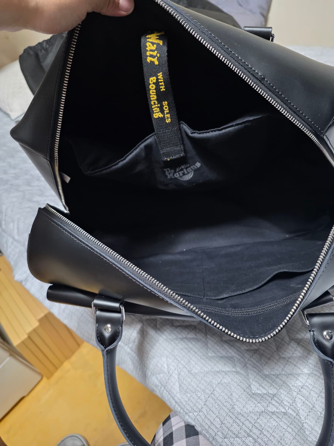 닥터마틴 더플백 데이트리퍼 백 상품이미지8