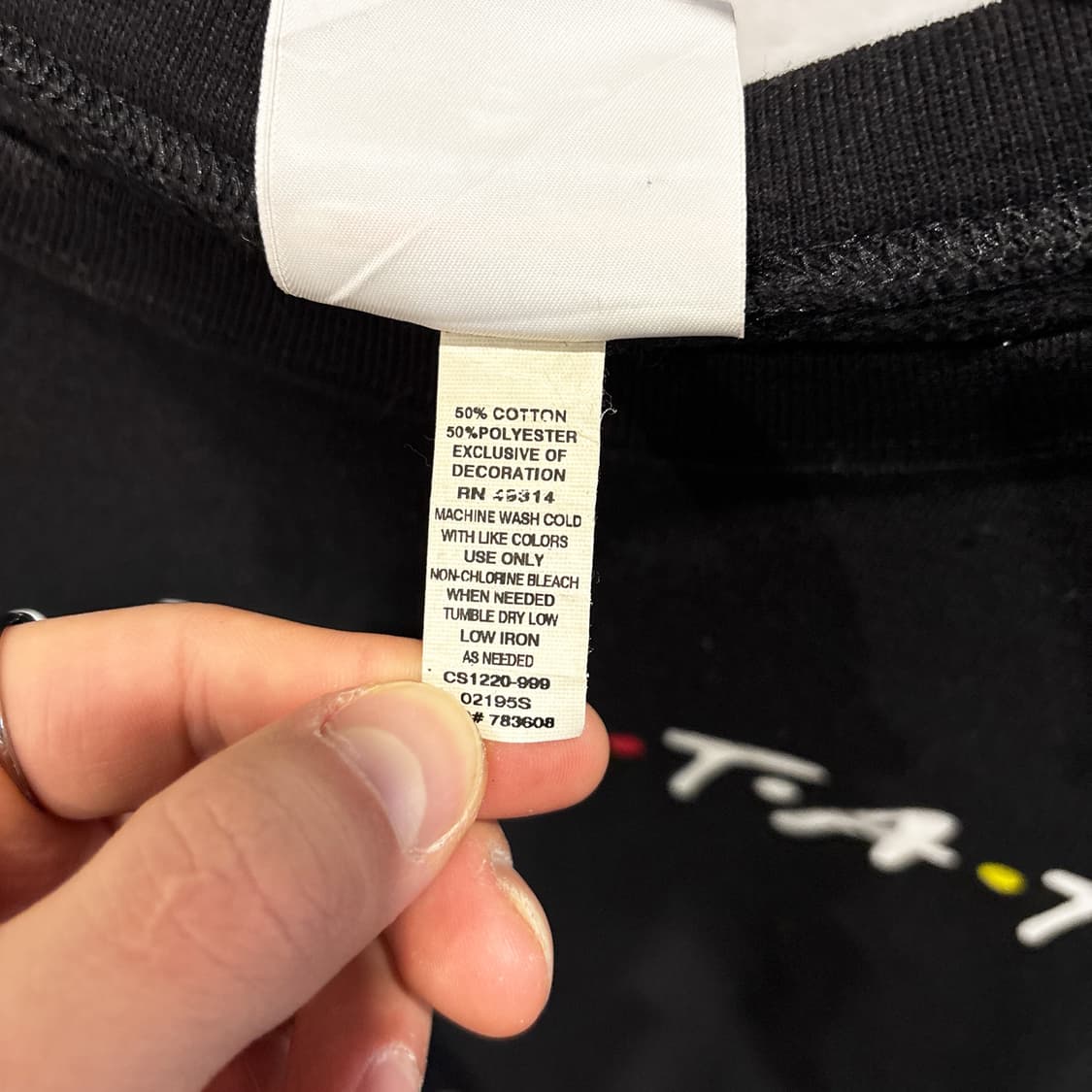 챔피온 볼스테이트 스웻셔츠 프렌즈 모티브 프린팅 디테일 블랙 상품이미지8