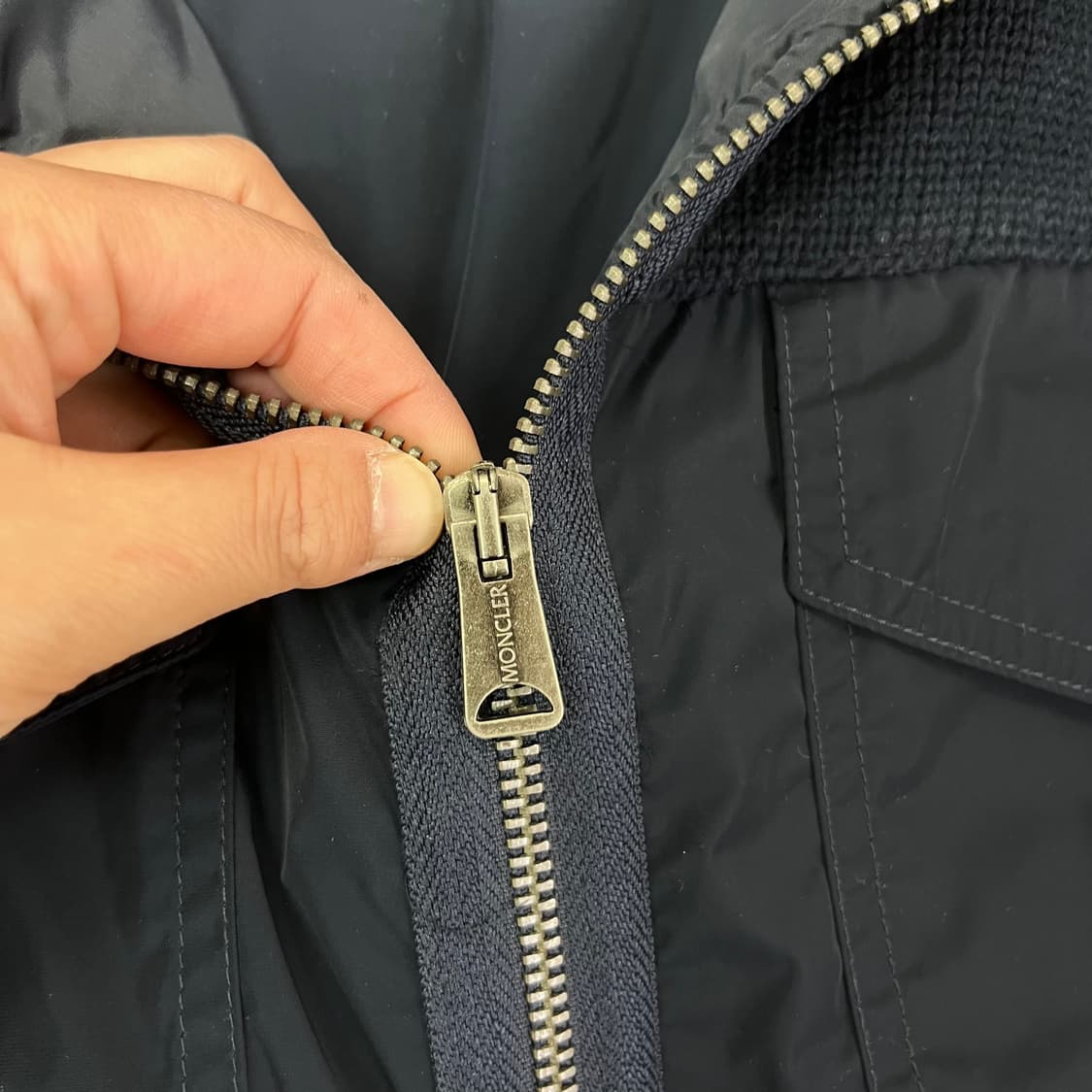 100 몽클레어 골덴 믹스 바람막이 자켓 상품이미지5
