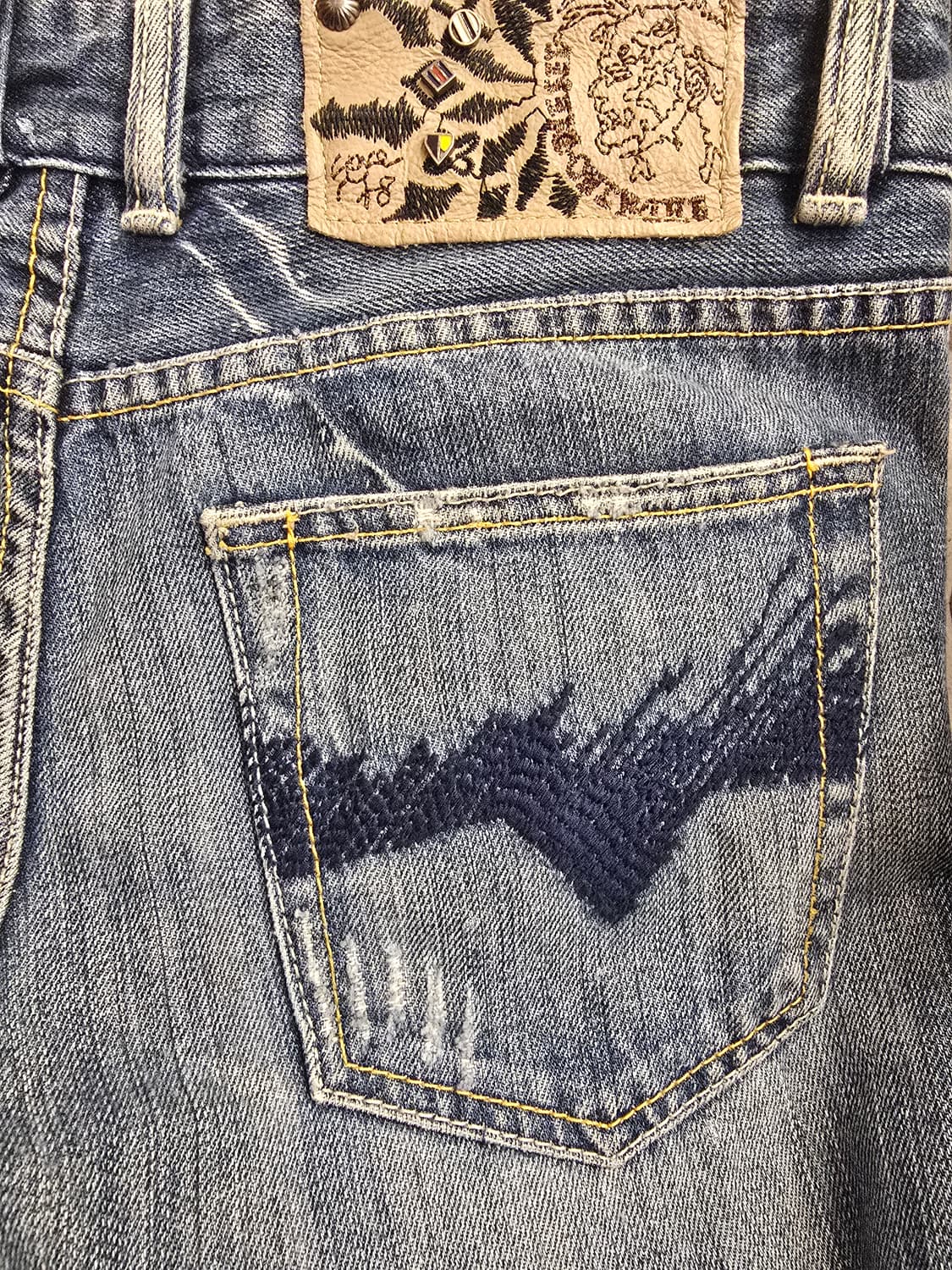 디젤(Diesel) 자탄(Zathan)부츠컷 데님팬츠 상품이미지10