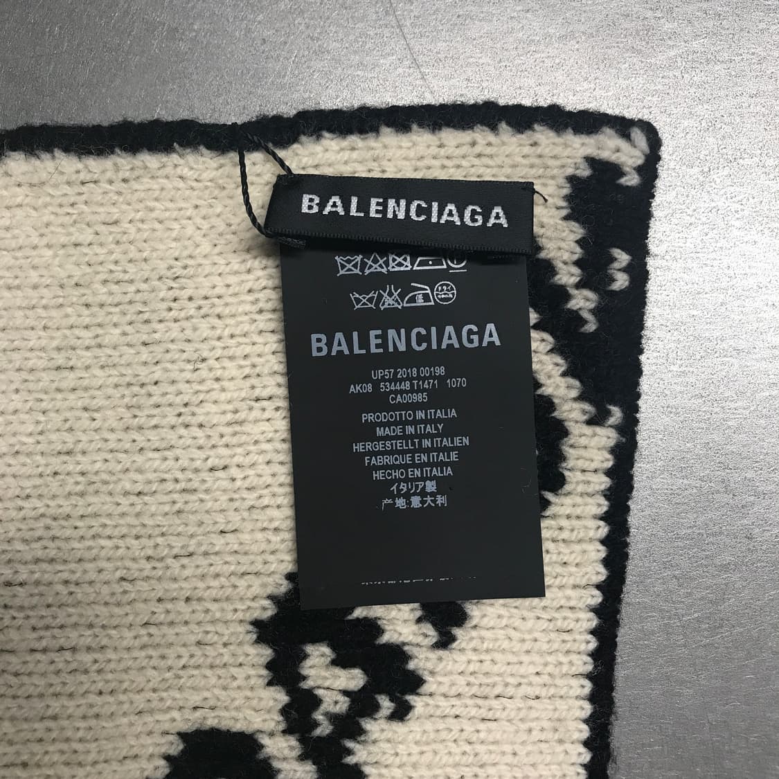 발렌시아가 머플러 상품이미지3