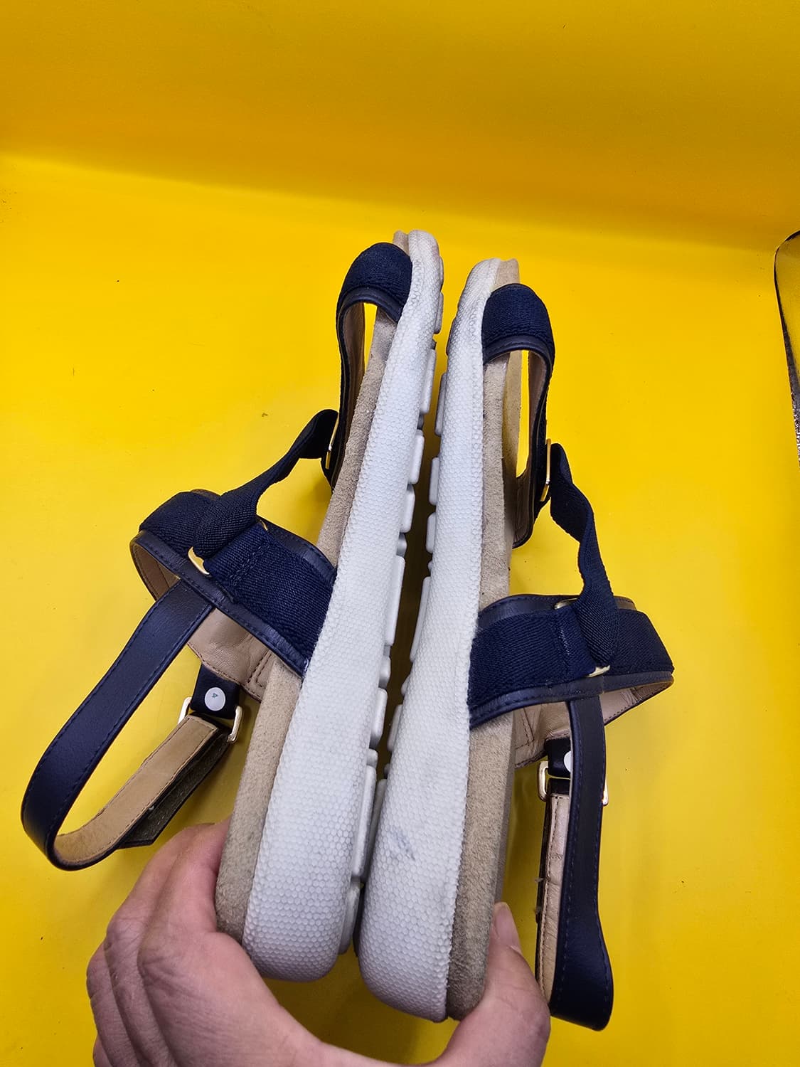 웨스티스 스트랩 샌들 (235) 상품이미지4