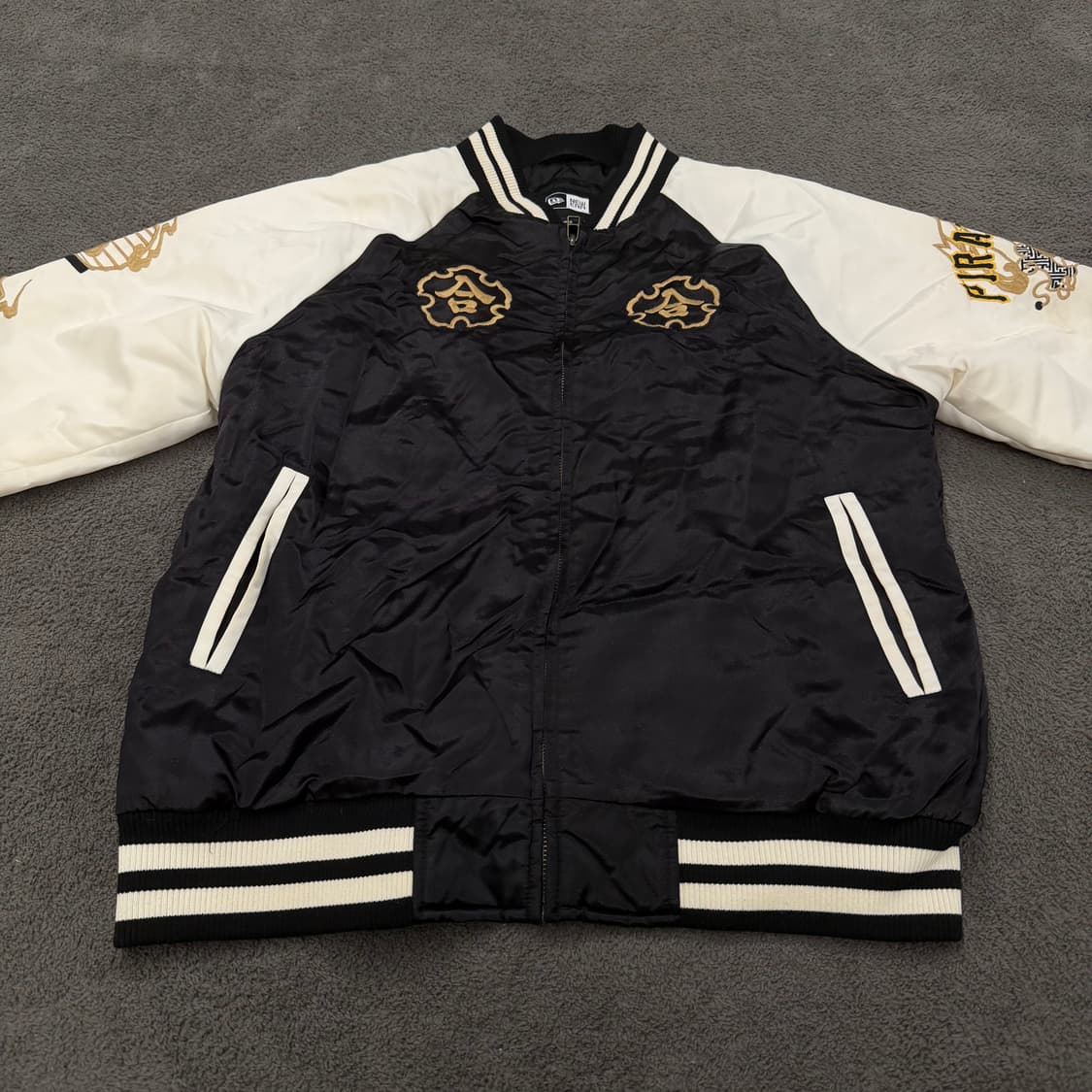 [정품/L] 뉴에라X하이브리드 빈티지 잉크 자수 스카쟌 자켓 상품이미지3