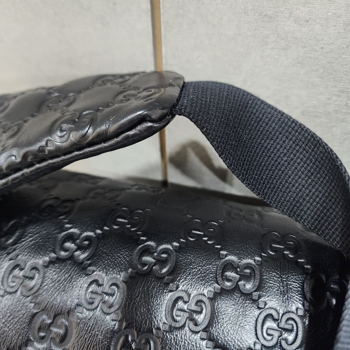 구찌 시마 레더 블랙 남성 크로스백&힙색 상품이미지5