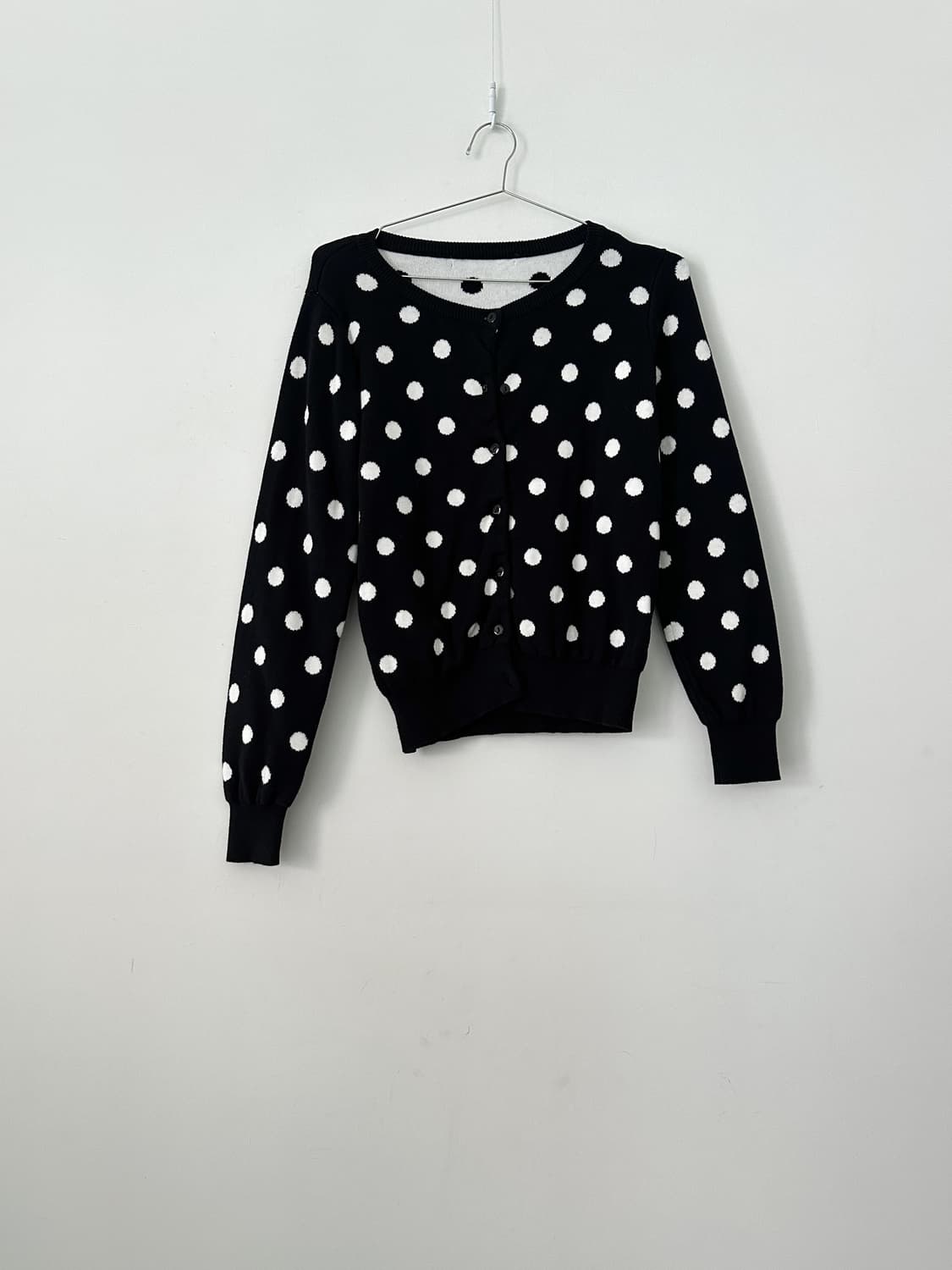 Dot simple cardigan / black 상품이미지2