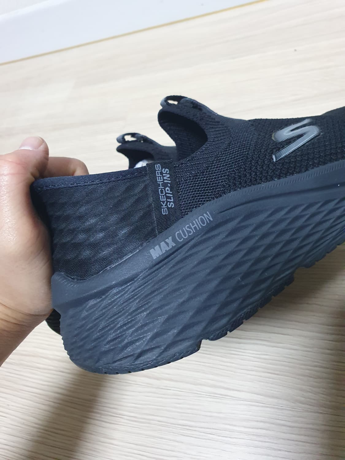 스케쳐스 맥스쿠셔닝 슬립온 245 상품이미지6