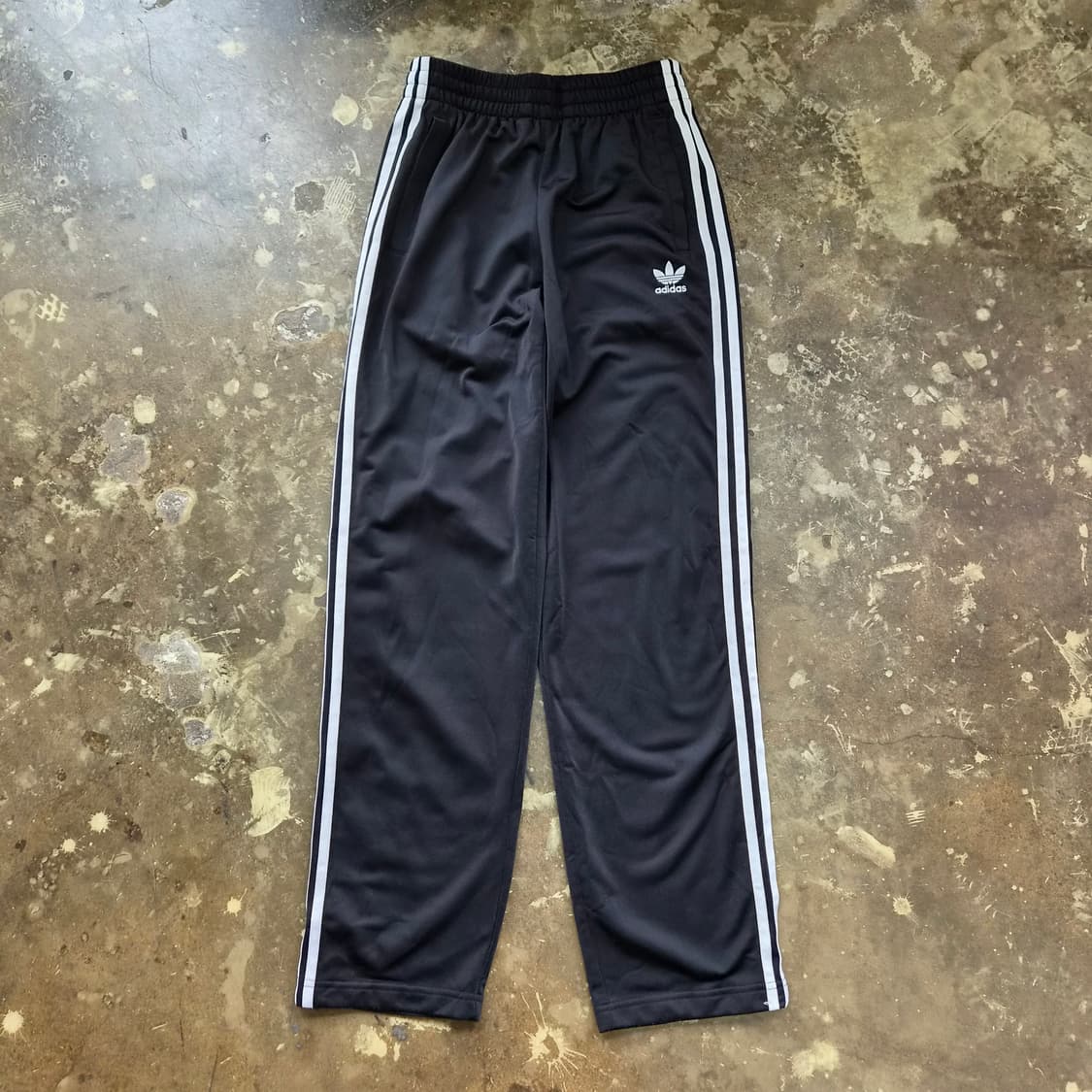 26-28) 아디다스 릴렉스드 트랙팬츠 트레이닝복바지 공용 상품이미지1