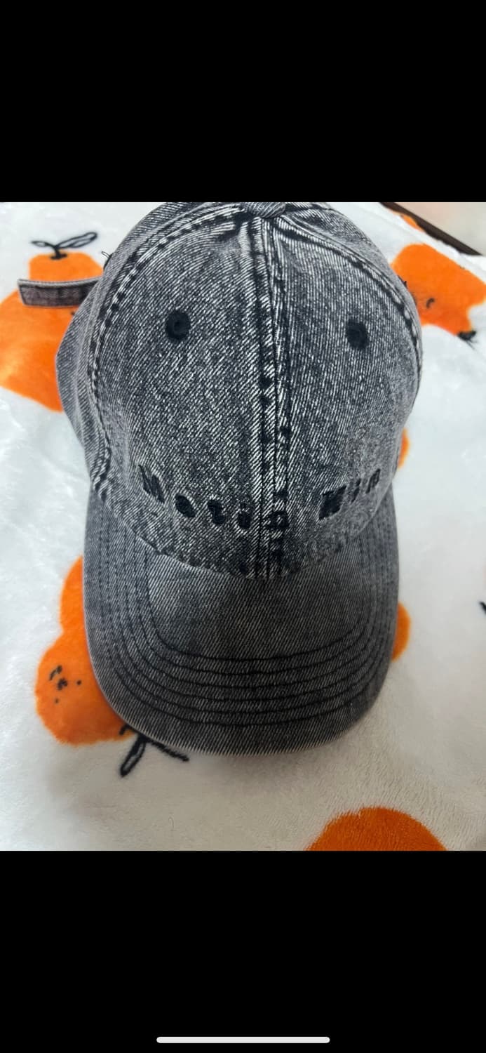 새상품) 마뗑킴 흑청 데님 볼캡 모자 그레이 상품이미지1