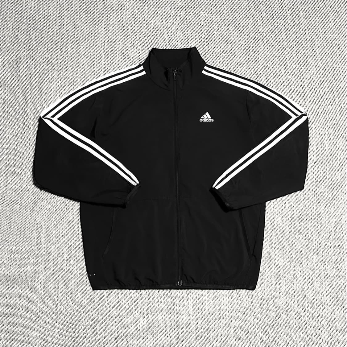 [XXL] adidas 아디다스 신형 검/흰 트랙 바람막이 자켓 상품이미지1