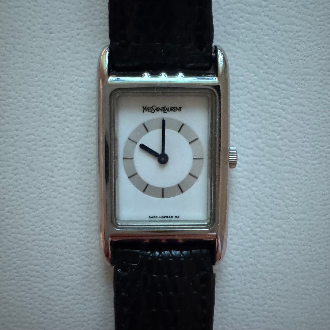 YSL 입생로랑 생로랑 시계. 상품이미지1